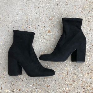 Steve Madden 8.5 Gaze Bootie